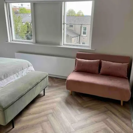Stylish 2 Bed House By Grand Canal Dock * ダブリン