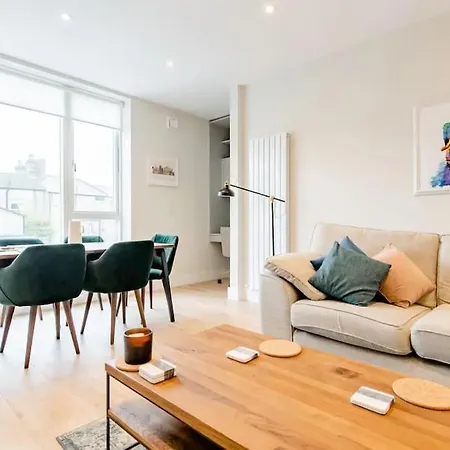 Stylish 2 Bed House By Grand Canal Dock Apartamento *